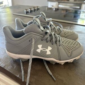 Baseball cleats youth 6.5